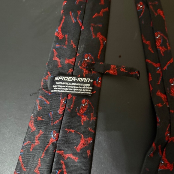 Spider Man Tie - Picture 4 of 4